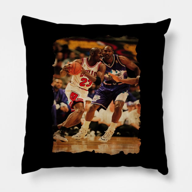 Michael Jordan vs Karl Malone Vintage Pillow by CAH BLUSUKAN