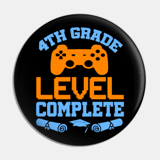 4th Grade Level Complete Video Gamer T-Shirt Graduation Gift Pin