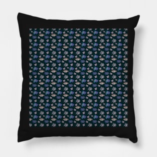 Exotic fish pattern Pillow