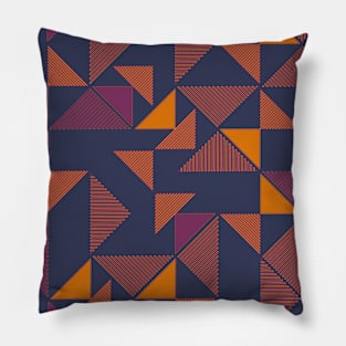 Trigonus Pillow