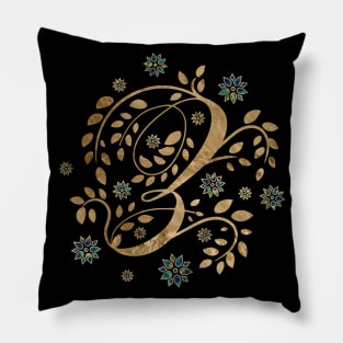 Luxury Golden Calligraphy Monogram with letter Z Pillow