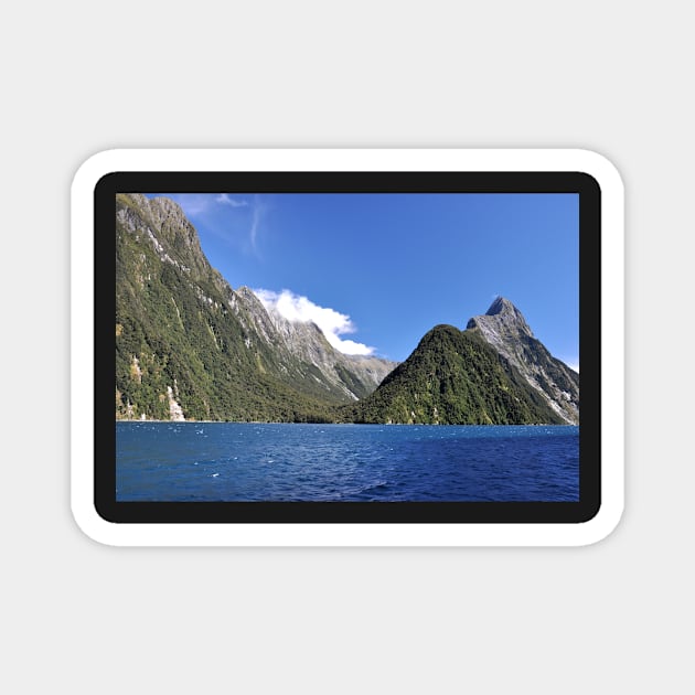 Nouvelle Zélande -  Milford Sound Magnet by franck380