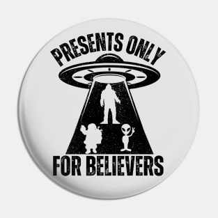 Funny Christmas Alien And Bigfoot Pin