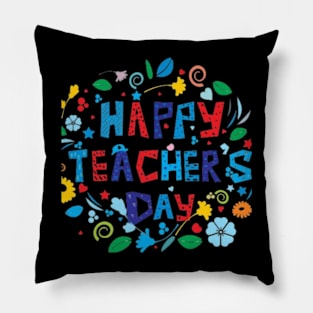 "Empowering Educators: Celebrating World Teachers' Day and Their Impact on Global Education" Pillow