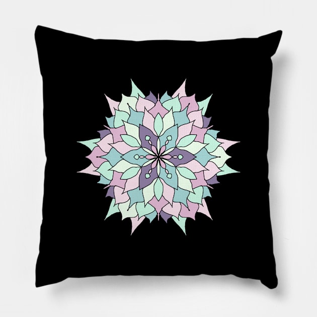 Flor en forma de mandala Pillow by magenta-dream