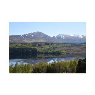 Loch Garry , the Highlands , Scotland T-Shirt