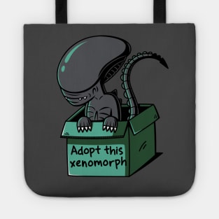 Adopt this xenomorph Tote