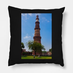 Qutub Minar from outside. Pillow