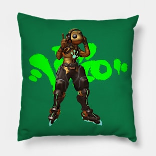 Lucio Pillow