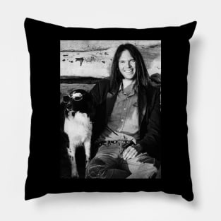 Neil Young / 1945 Pillow