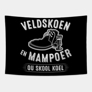 Veldskoen en Mampoer, ou skool koel vintage style design with a lineart Veldskoen, liquor glass and wording Tapestry