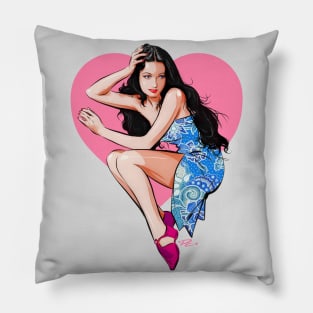 Dorothy Lamour - An illustration by Paul Cemmick Pillow