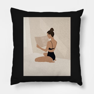 Girl reading magazine Pillow