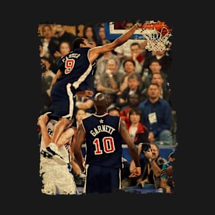 Vince Carter and Kevin Garnett - The Dunk of Death T-Shirt