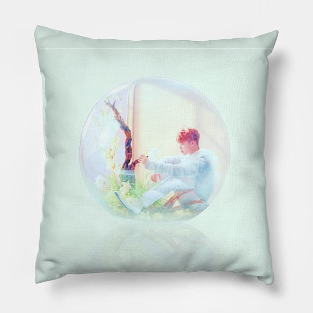 JM - LOVE YOURSELF 結 ANSWER Pillow by clairelions