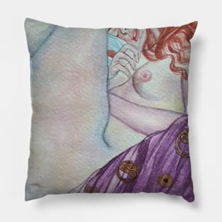 Danae Pillow