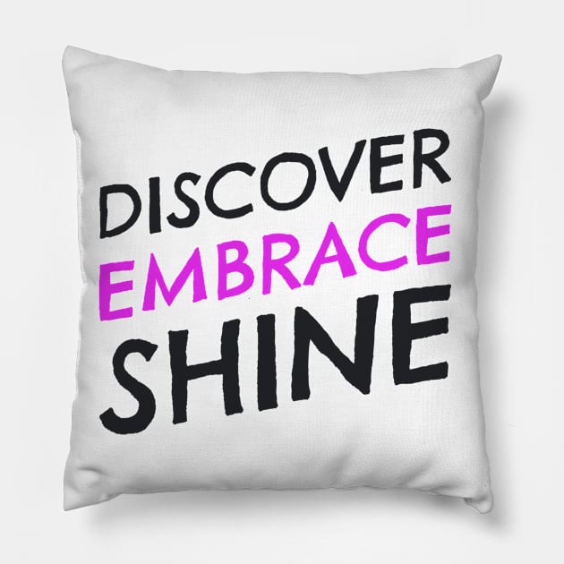 Beauty bloggers discover new ways to shine Pillow by Hermit-Appeal