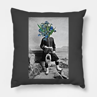 Shore Leave in Arles Pillow