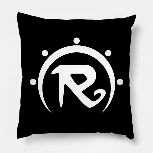 Rampart Icon - Apex Legends Pillow by Paul Draw