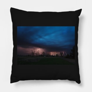 Multiple lightning strikes under dramatic cloudy sky Pillow