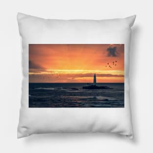 St Marys lighthouse Sunrise Pillow