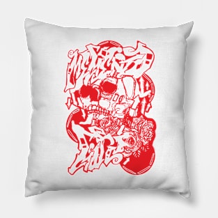 memento mori Pillow