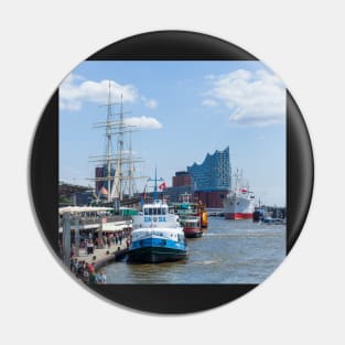 Elbe Philharmonic Hall, Elbe, ship, Landungsbrücken, Hamburg, Germany Pin