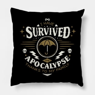 Umbrella academy - Proud family - I Survived Pillow