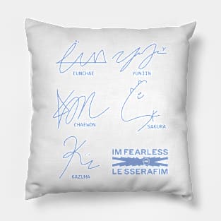 design with the autographs of the group Le sserafim Pillow