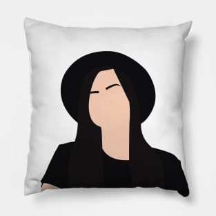 Katie McGrath at SDCC18 Pillow