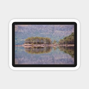 Loch Maree islands Magnet