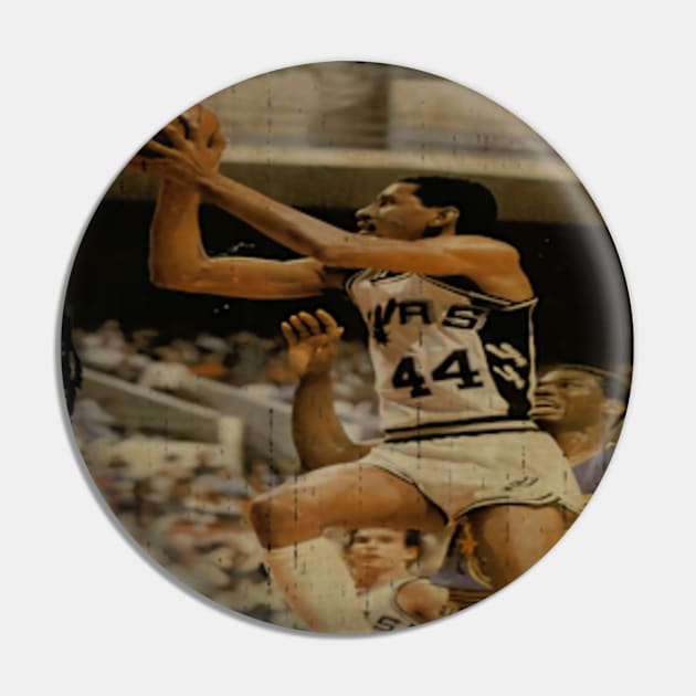 George Gervin Dunk Vintage Pin by CAH BLUSUKAN