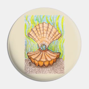 Earth Pearl in the Scallop Shell Pin