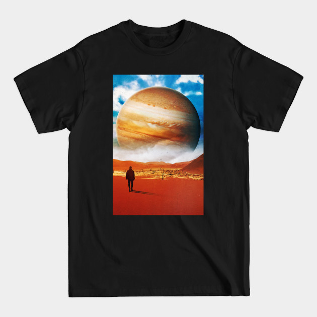 Discover Crossing The Desert - Scifi - T-Shirt