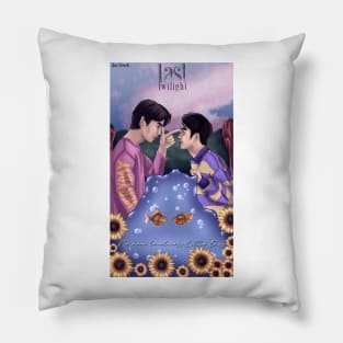 Last twilight poster Pillow