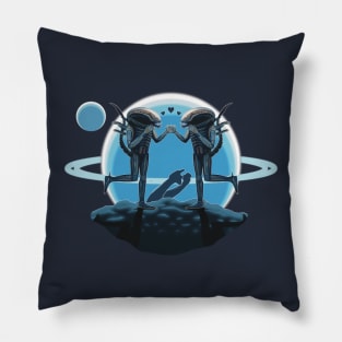 Dancing Xenos In Love Pillow