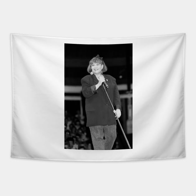 Rosanne Arnold BW Photograph Tapestry by Concert Photos