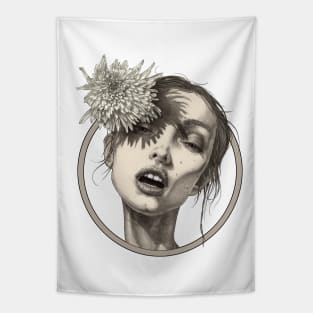 Katty White Flower Circle Tapestry