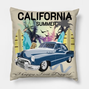 California Retro Surf Vintage classic Surfer Surfing Distressed T-Shirt Pillow