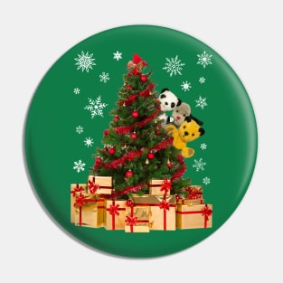 Sooty Christmas Characters Peeking Around Xmas Tree Pin