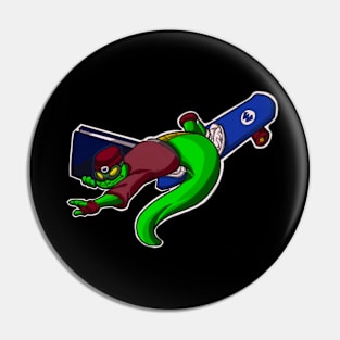 Skateboard lizard Pin