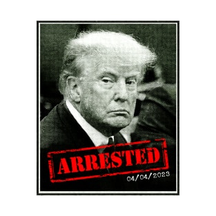 President Donald J. Trump Arrested On April 4th 2023 Money Green and Red Halftone Gradient T-Shirt