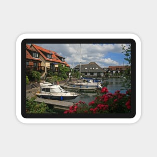 Hythe Marina Magnet