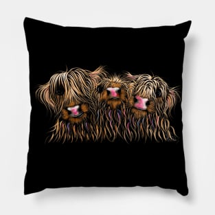 SCoTTiSH HiGHLaND CoWS ' THe McDouGHNuTS ' Pillow