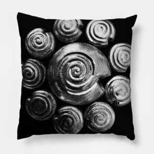 Silver Snails Geometry Circle Pillow