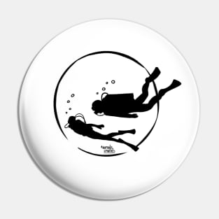 Scuba Divers in circle Pin