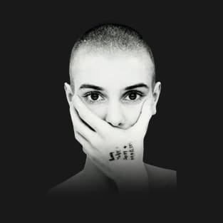 Sinead O Connor || Black Vintage T-Shirt