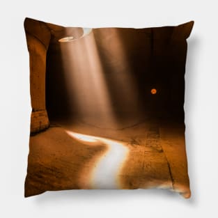 The hidden pathway to the Moon Pillow