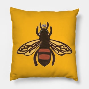 Queen bee Pillow