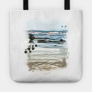 Waves on the beach Tote